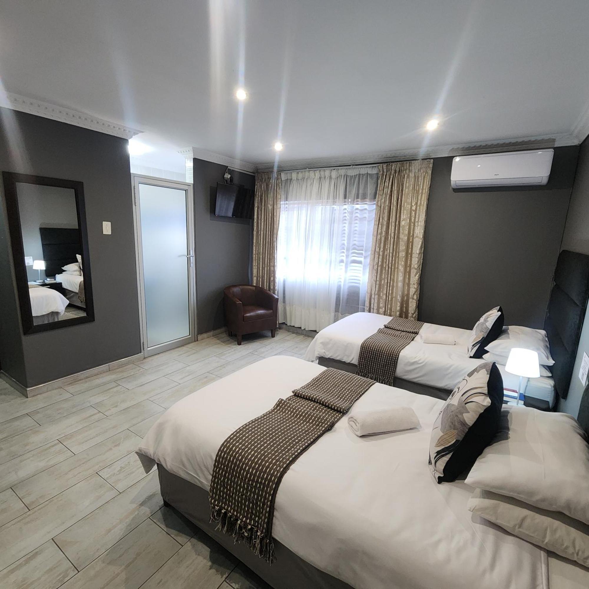 Sleep In Beauty Guesthouse نيوكاسل المظهر الخارجي الصورة