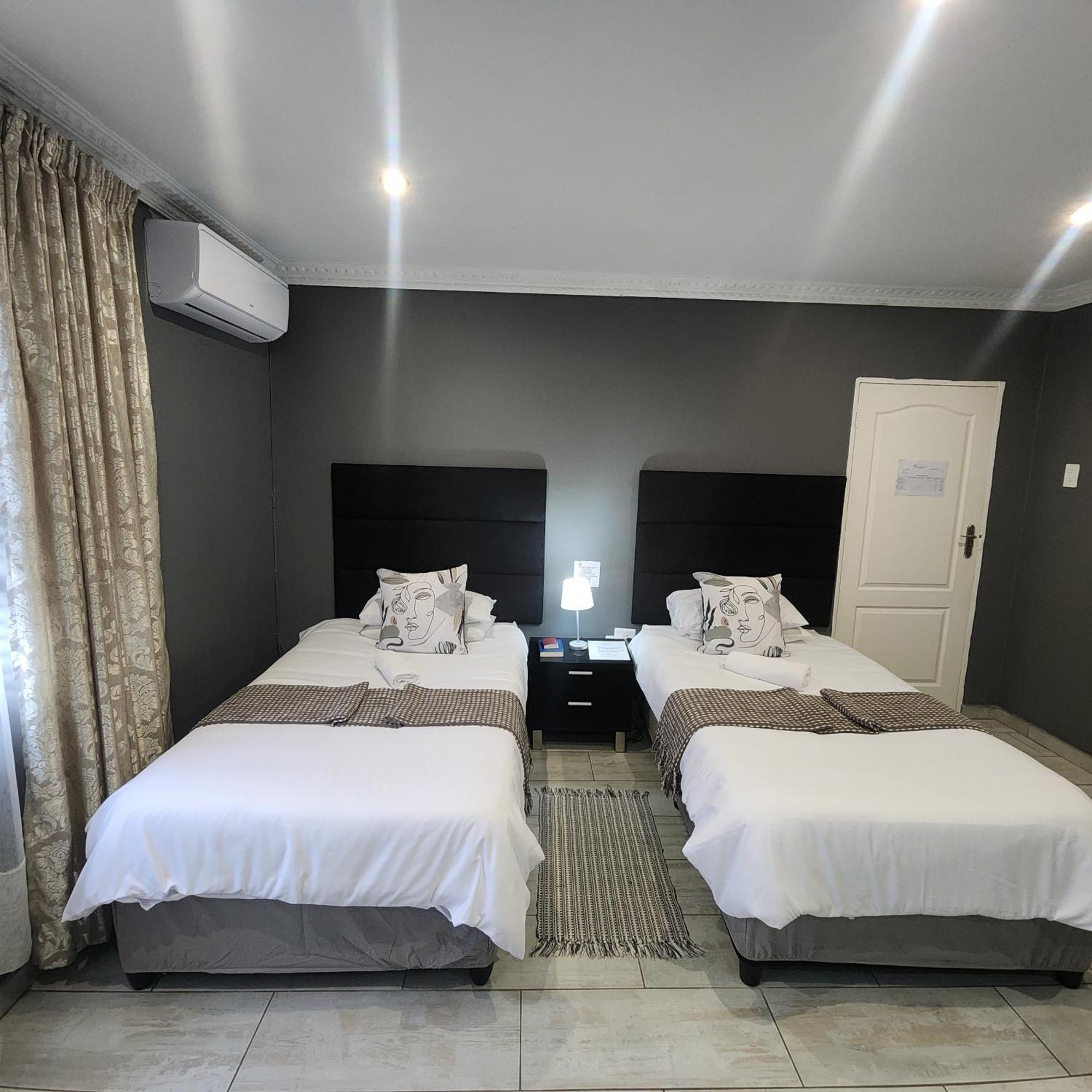 Sleep In Beauty Guesthouse نيوكاسل المظهر الخارجي الصورة
